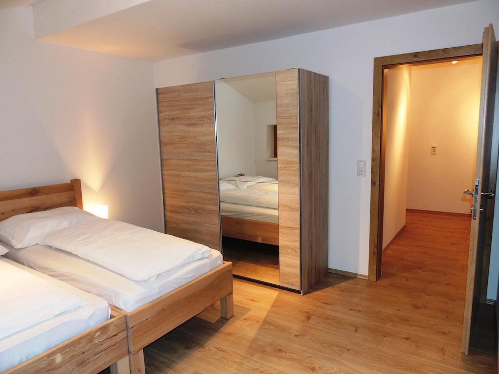 Alpen Appartements Oberlehengut Werfenweng Szoba fotó